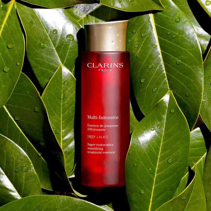 Super Restorative - Smoothing Treatment Essence