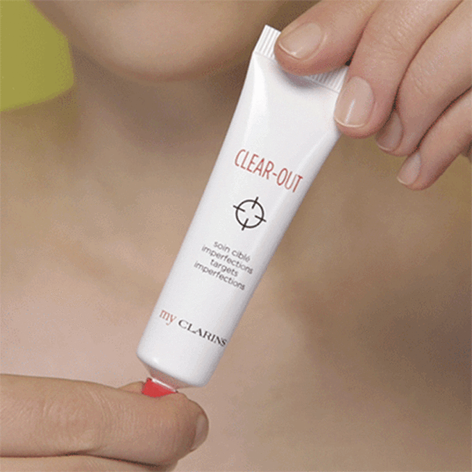 My Clarins CLEAR-OUT targets imperfections