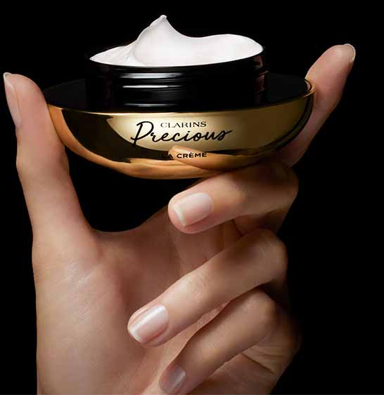 Foto del producto La Crème en mano